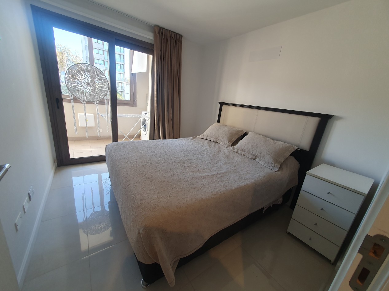 Hermoso Semipiso de 3 ambientes con cochera en Plaza Mitre  