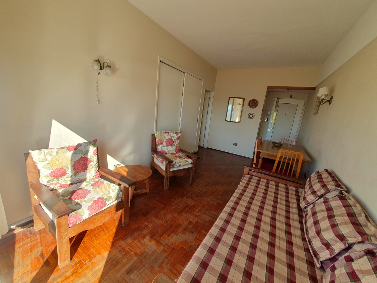 2 ambientes con vista al mar
