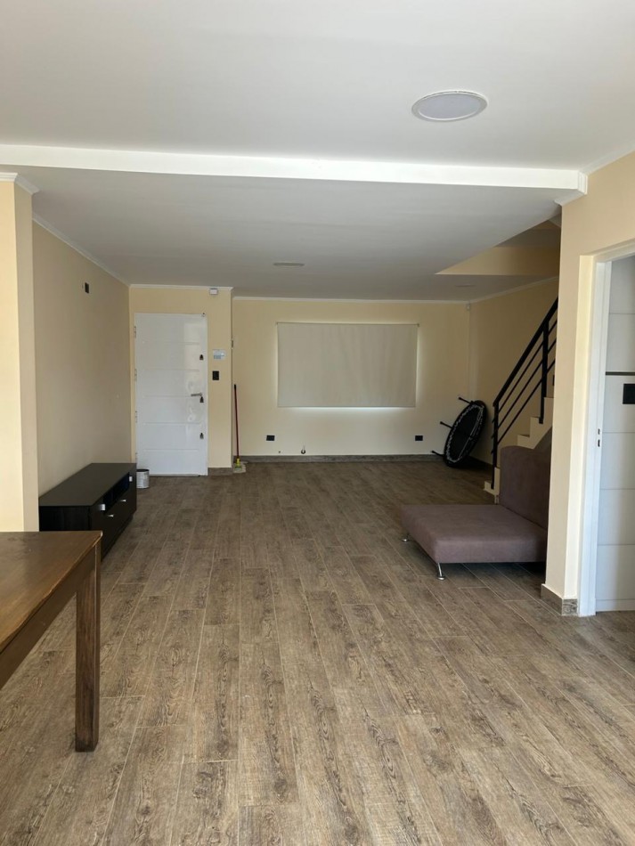 RESERVADO    Alquiler Duplex de 3 ambientes  al frente   Z / Faro