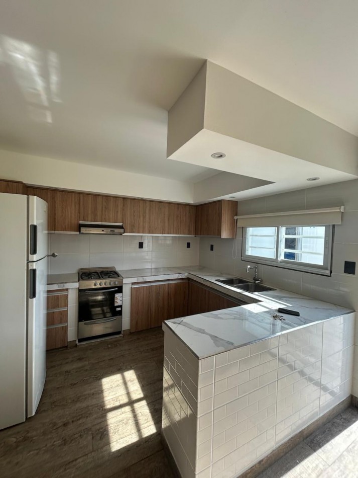 RESERVADO    Alquiler Duplex de 3 ambientes  al frente   Z / Faro