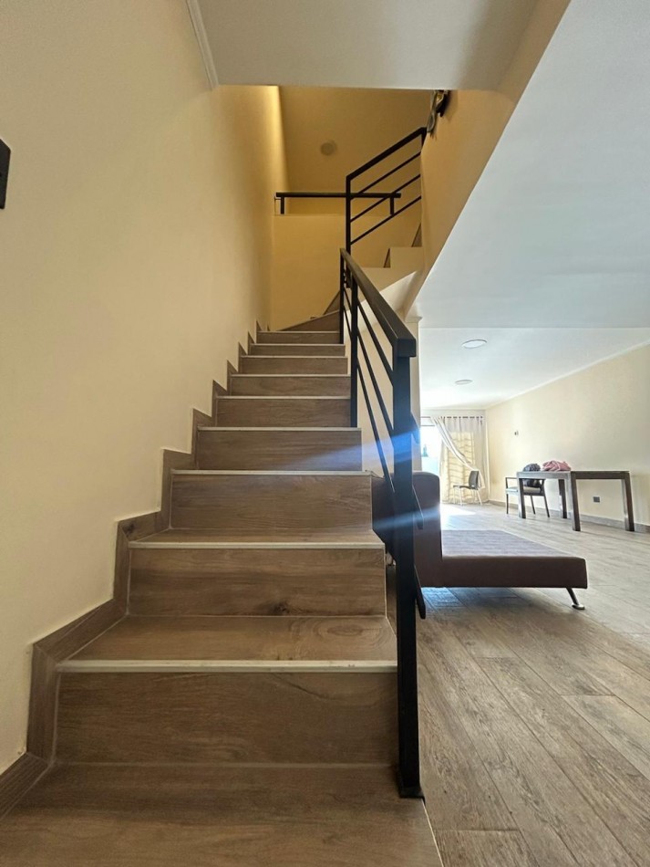 RESERVADO    Alquiler Duplex de 3 ambientes  al frente   Z / Faro