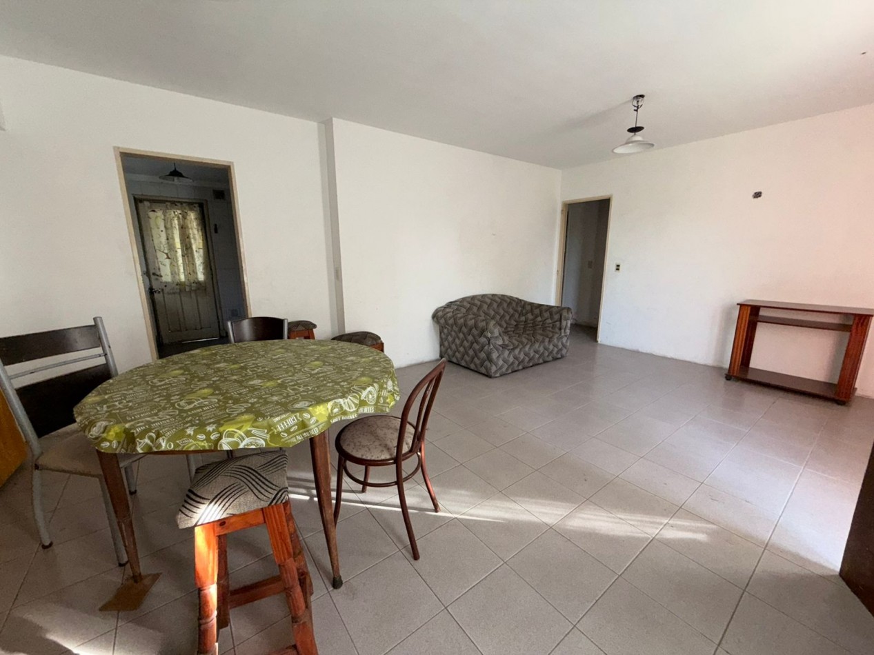 ALQUILER 24 MESES Casa de 4 ambientes en Barrio Lomas del Golf 
