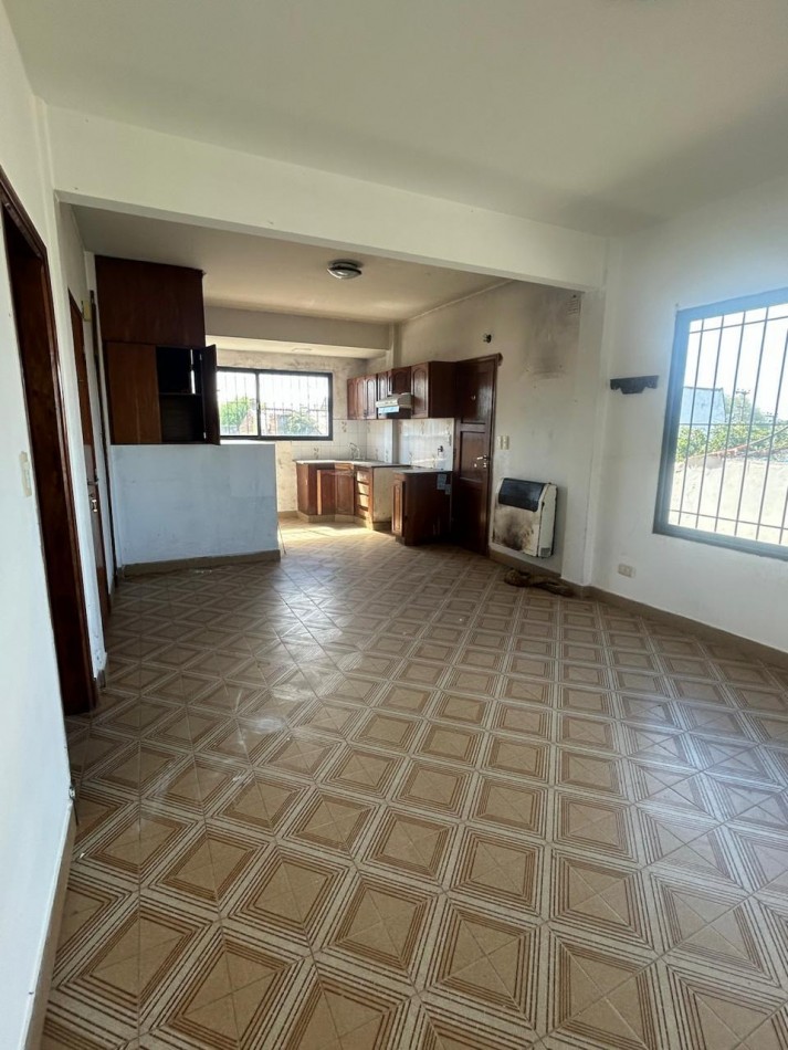 PH 2 AMBIENTES EN PLANTA ALTA 