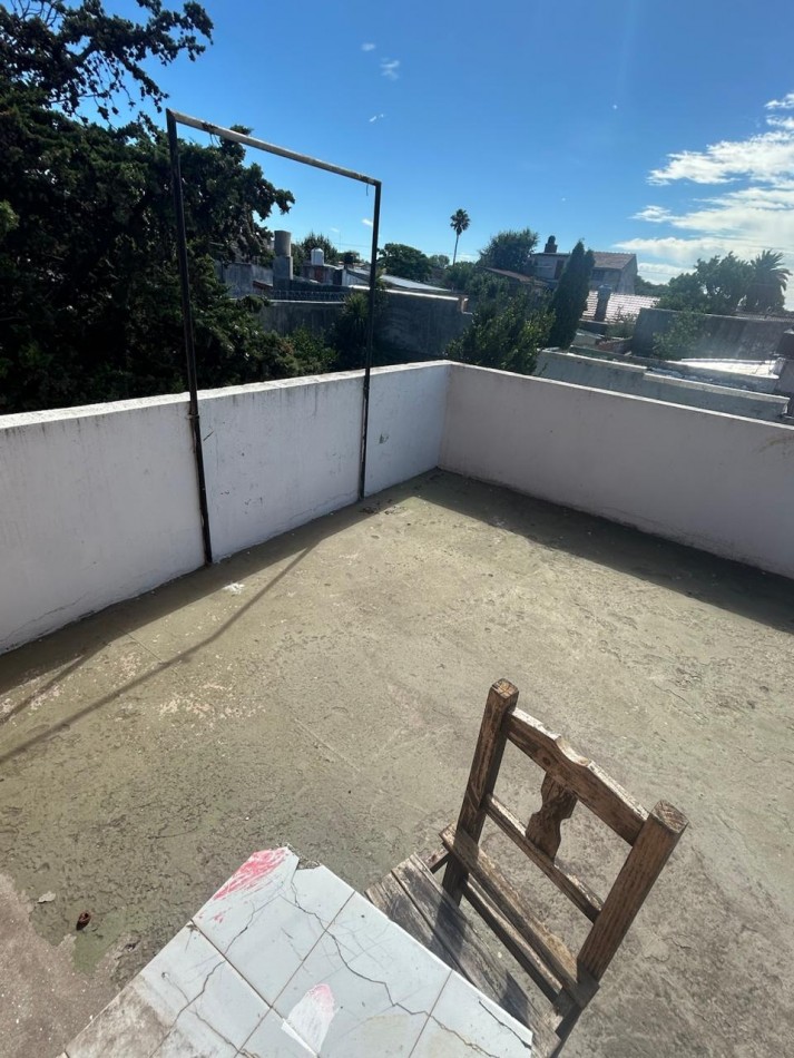 PH 2 AMBIENTES EN PLANTA ALTA 