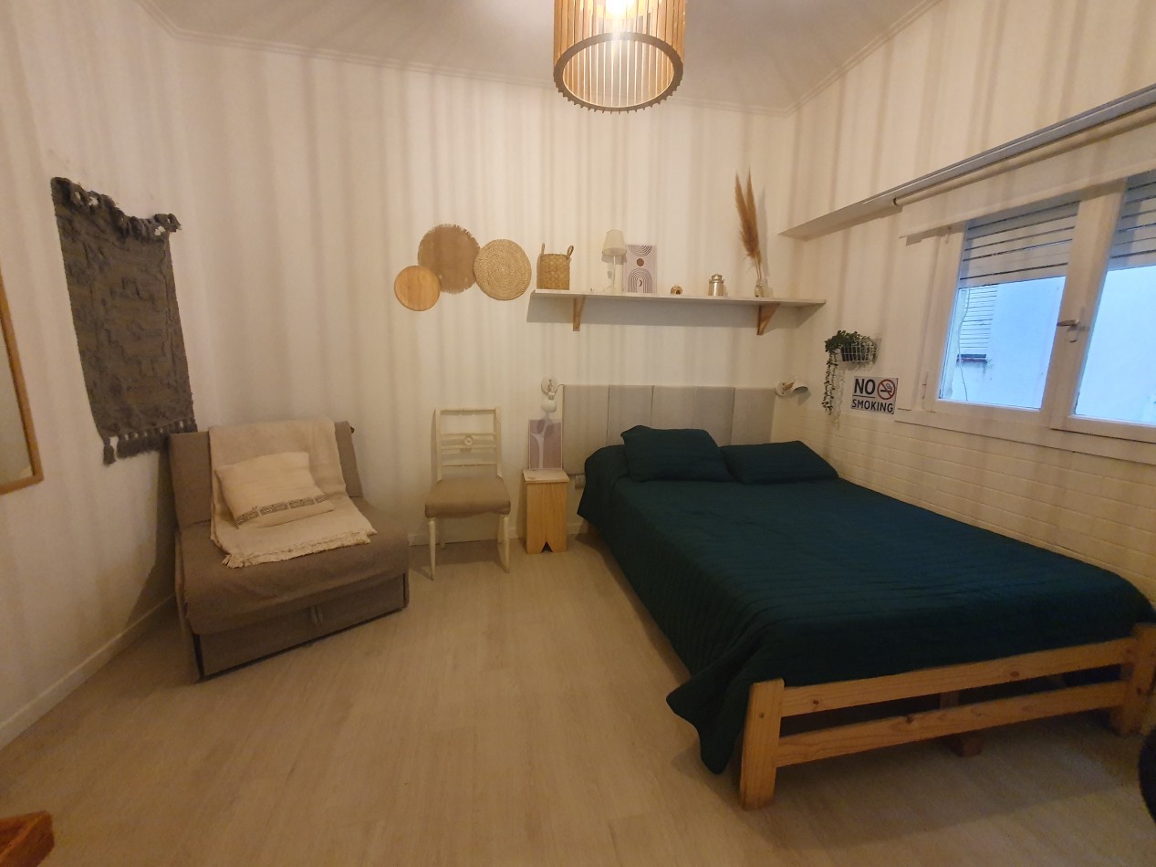 AMBIENTE  A UNA CUADRA DE PLAZA COLON 