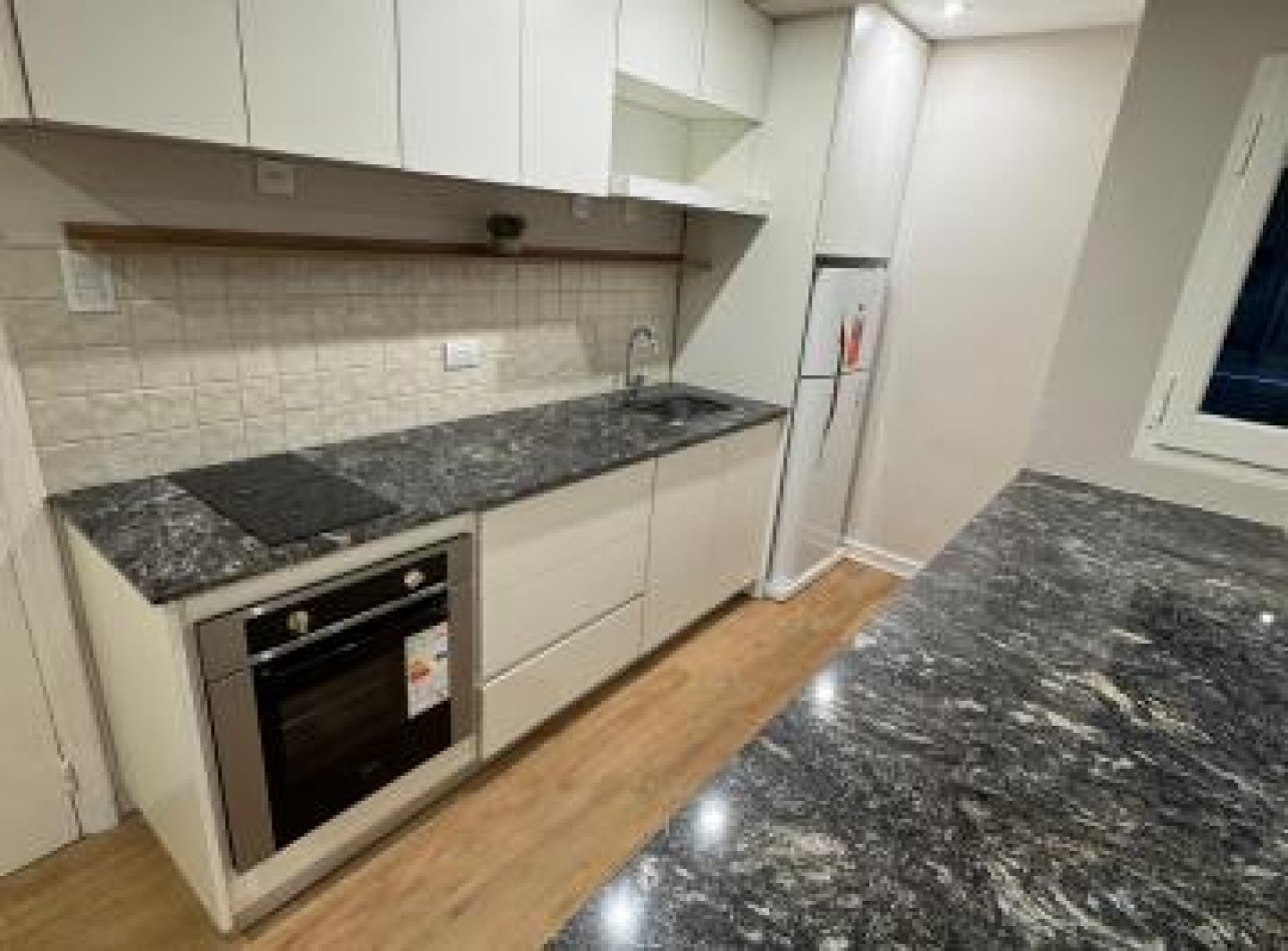 VENTA 2 AMBIENTES IMPECABLE  COLON Y ARENALES 