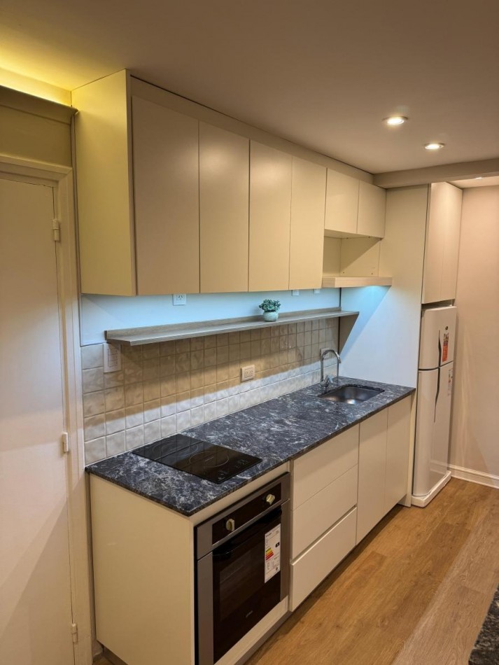 VENTA 2 AMBIENTES IMPECABLE  COLON Y ARENALES 