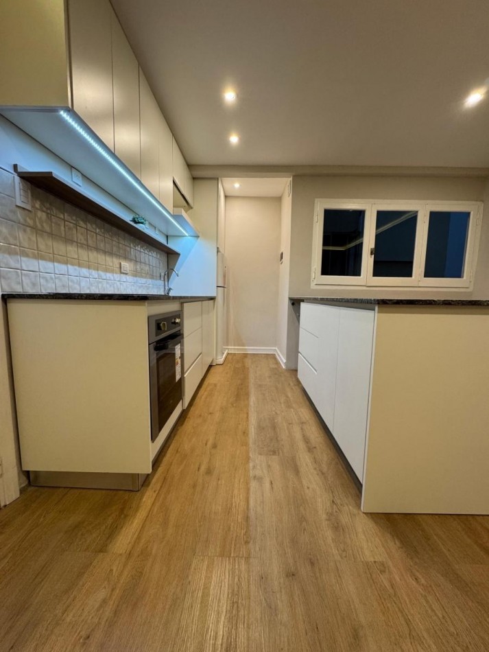 VENTA 2 AMBIENTES IMPECABLE  COLON Y ARENALES 