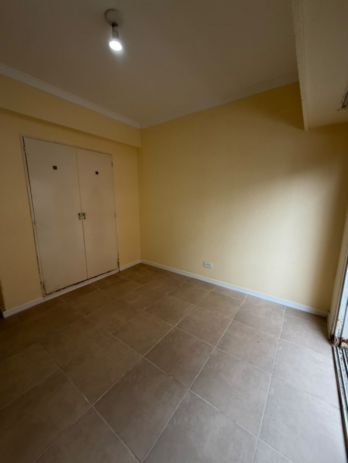ALQUILER - DEPARTAMENTO 2 AMBIENTES CON BALCON 