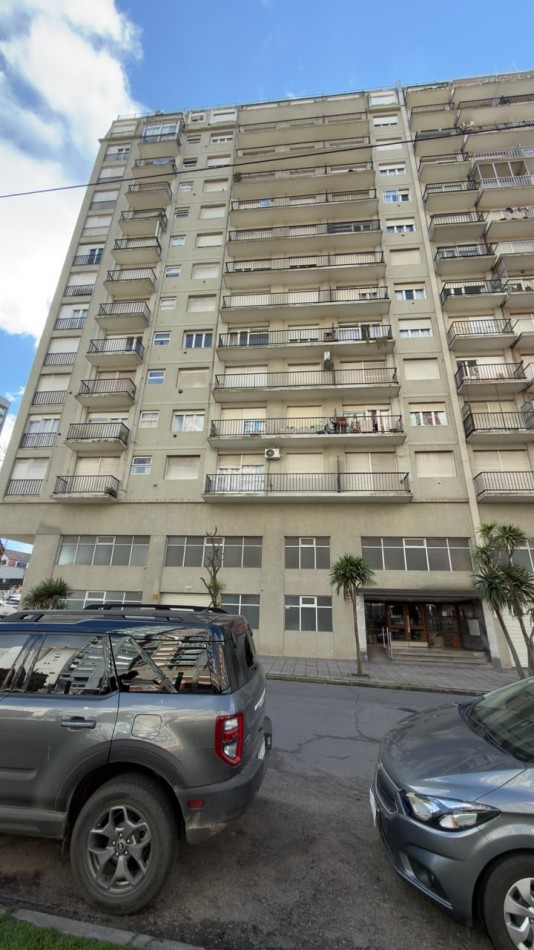  Oportunidad! 2 ambientes a la calle con cochera 