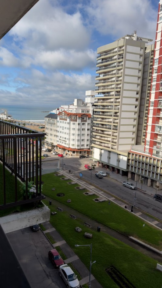  Oportunidad! 2 ambientes a la calle con cochera 