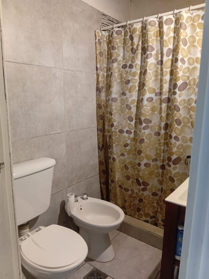 2 ambientes a la calle zona Paseo Aldrey 