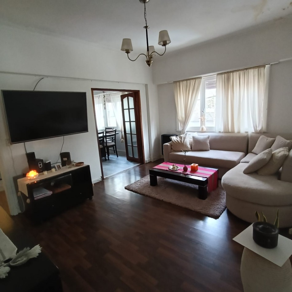 PH 4 AMBIENTES EN VENTA - ZONA LA PERLA