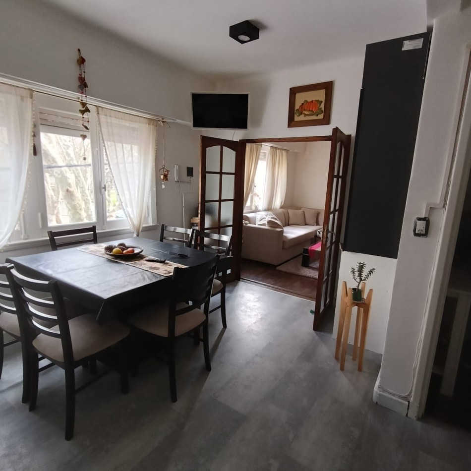 PH 4 AMBIENTES EN VENTA - ZONA LA PERLA