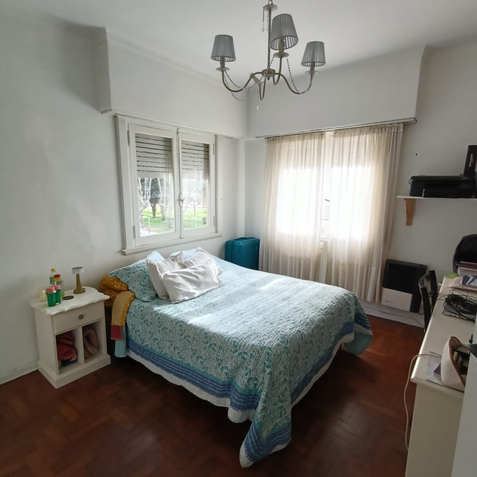 PH 4 AMBIENTES EN VENTA - ZONA LA PERLA