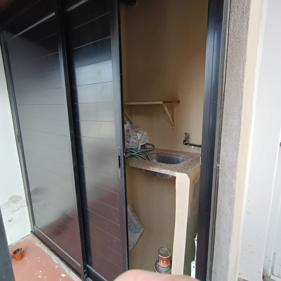 PH 4 AMBIENTES EN VENTA - ZONA LA PERLA