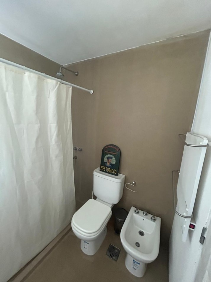 VENTA - CASA 4 AMBIENTES CON DEPENDENCIA EN BARRIO CERRADO SAN BENITO