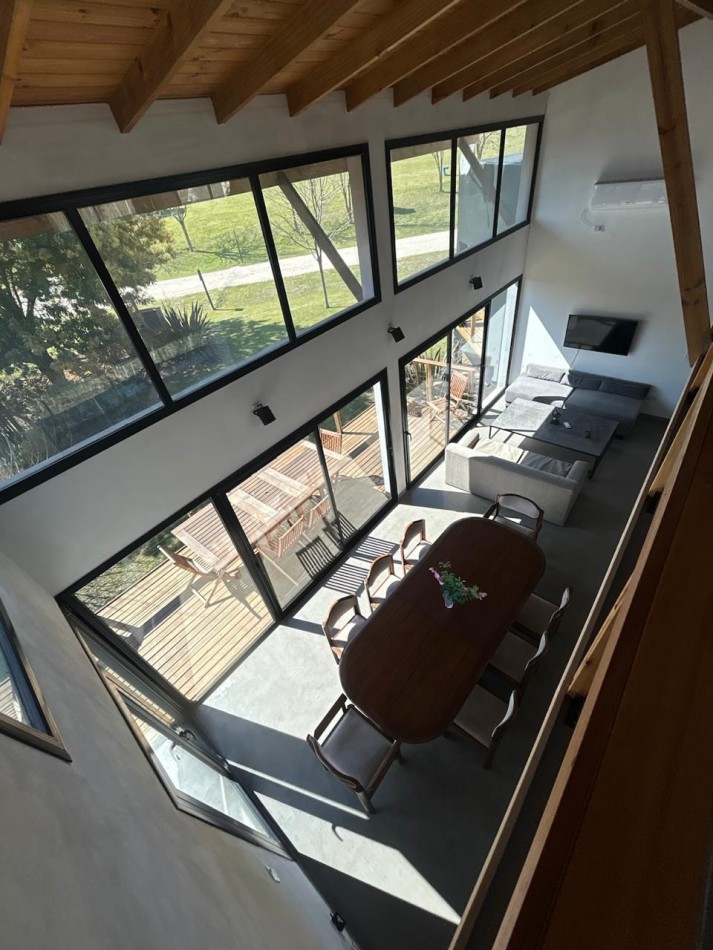 VENTA - CASA 5 AMBIENTES EN BARRIO CERRADO SAN BENITO 