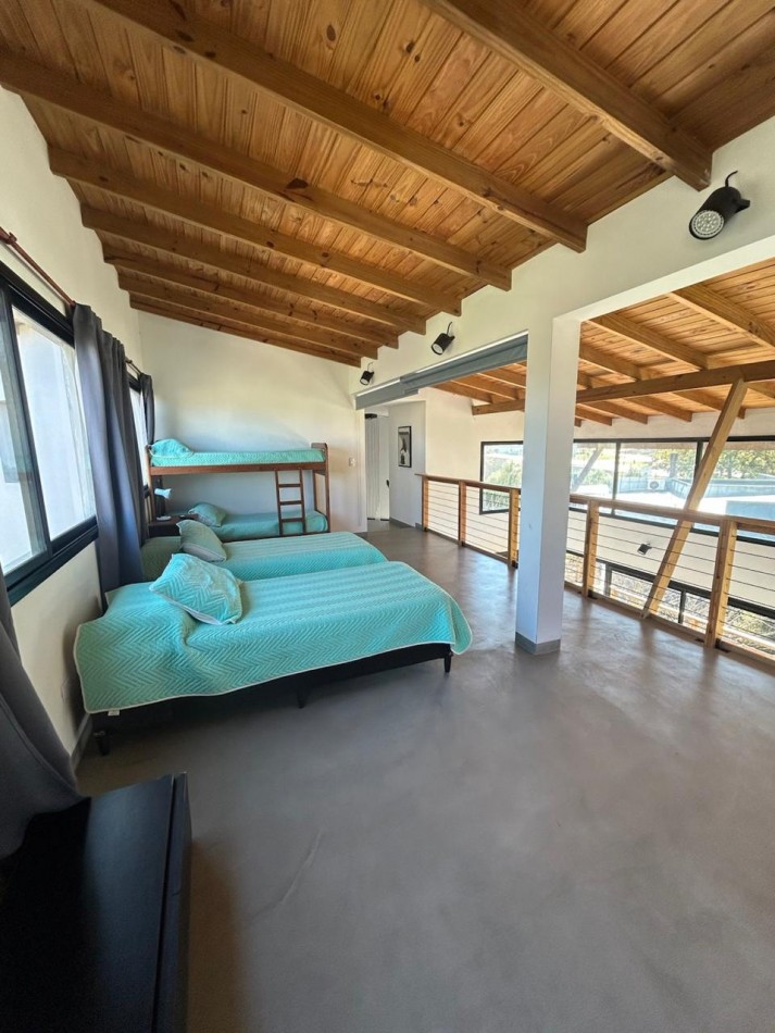 VENTA - CASA 5 AMBIENTES EN BARRIO CERRADO SAN BENITO 