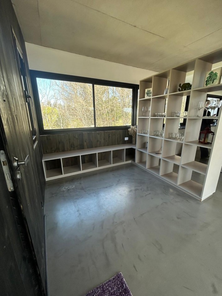 VENTA - CASA 5 AMBIENTES EN BARRIO CERRADO SAN BENITO 