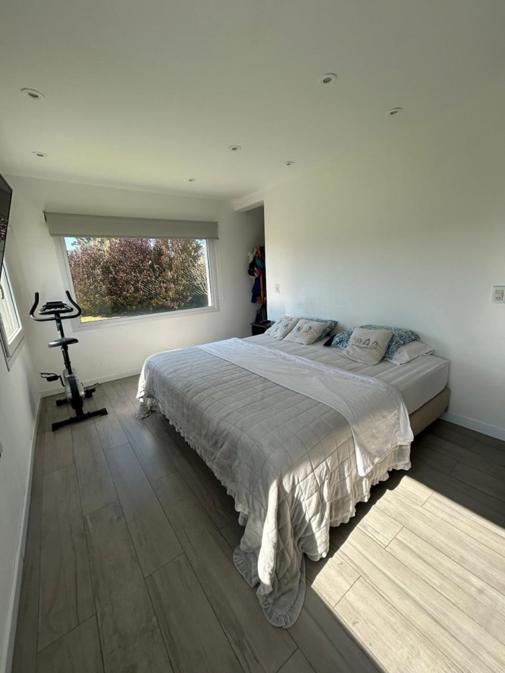 VENTA CASA 4 AMBIENTES - RUMENCO JOVEN 