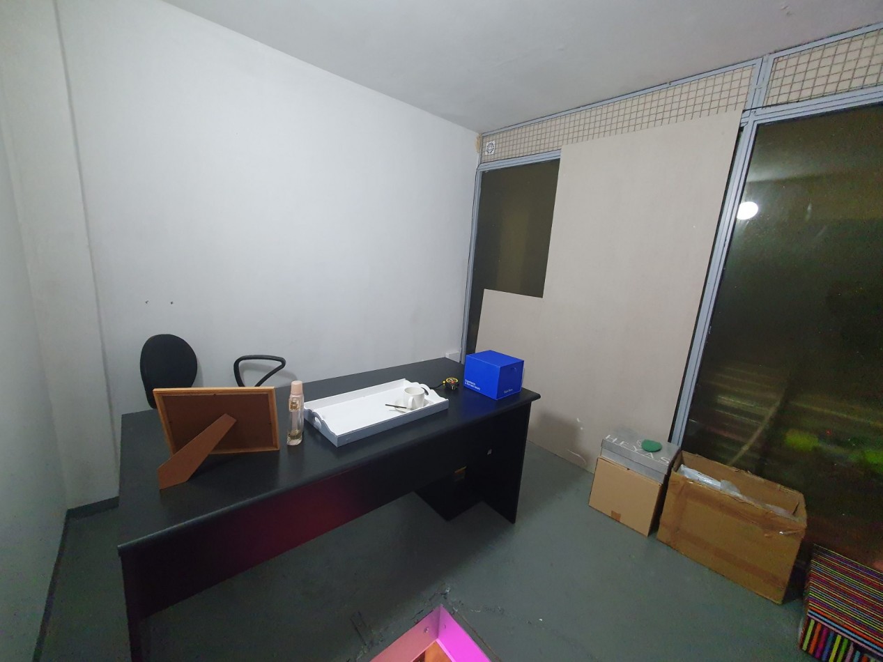 VENTA LOCAL EN GALERIA 