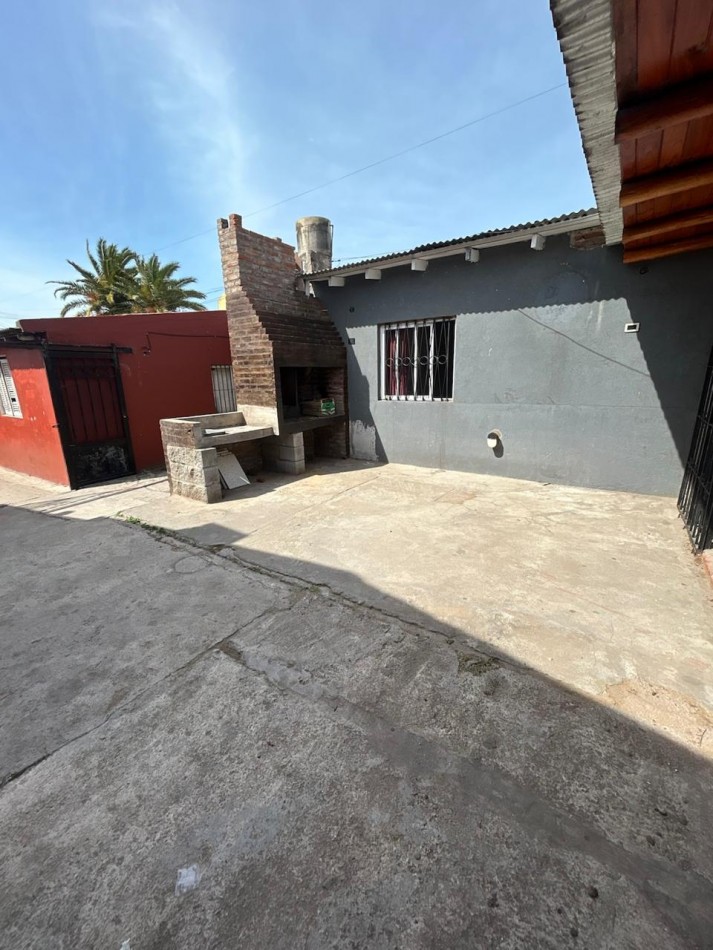 Alquiler Casa en PH 3 ambientes con parrilla