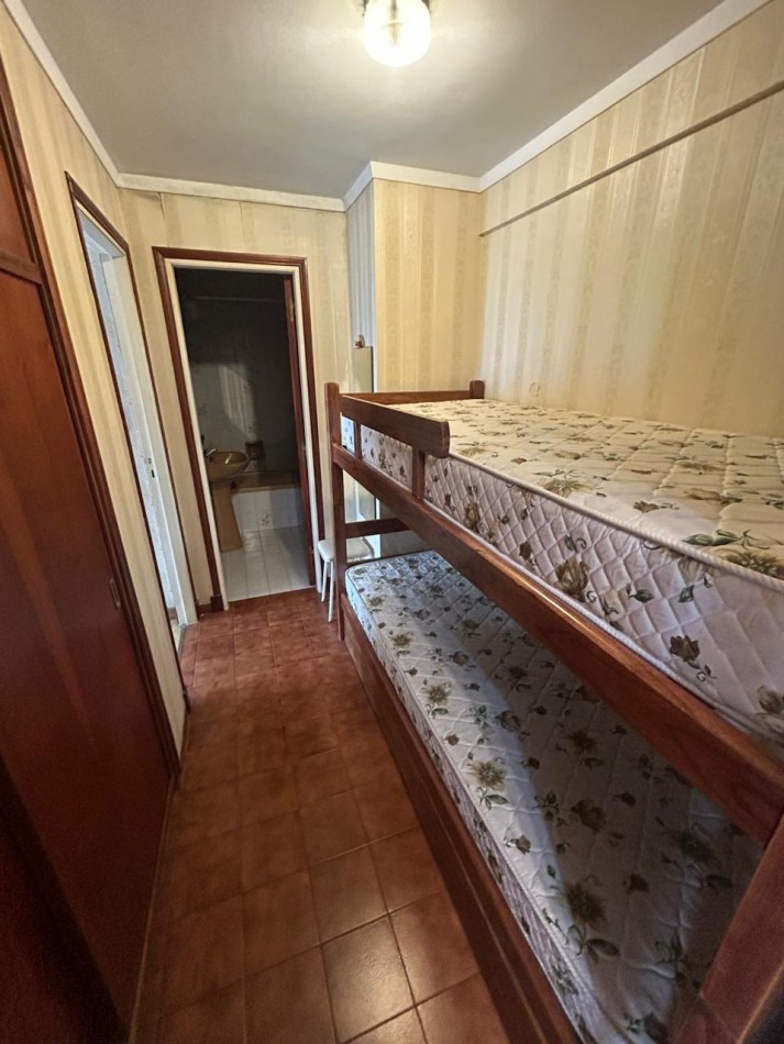Departamento 2 ambientes con cochera
