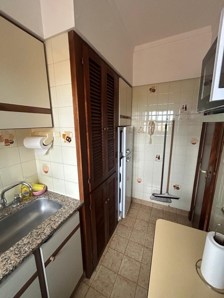 Departamento 2 ambientes con cochera