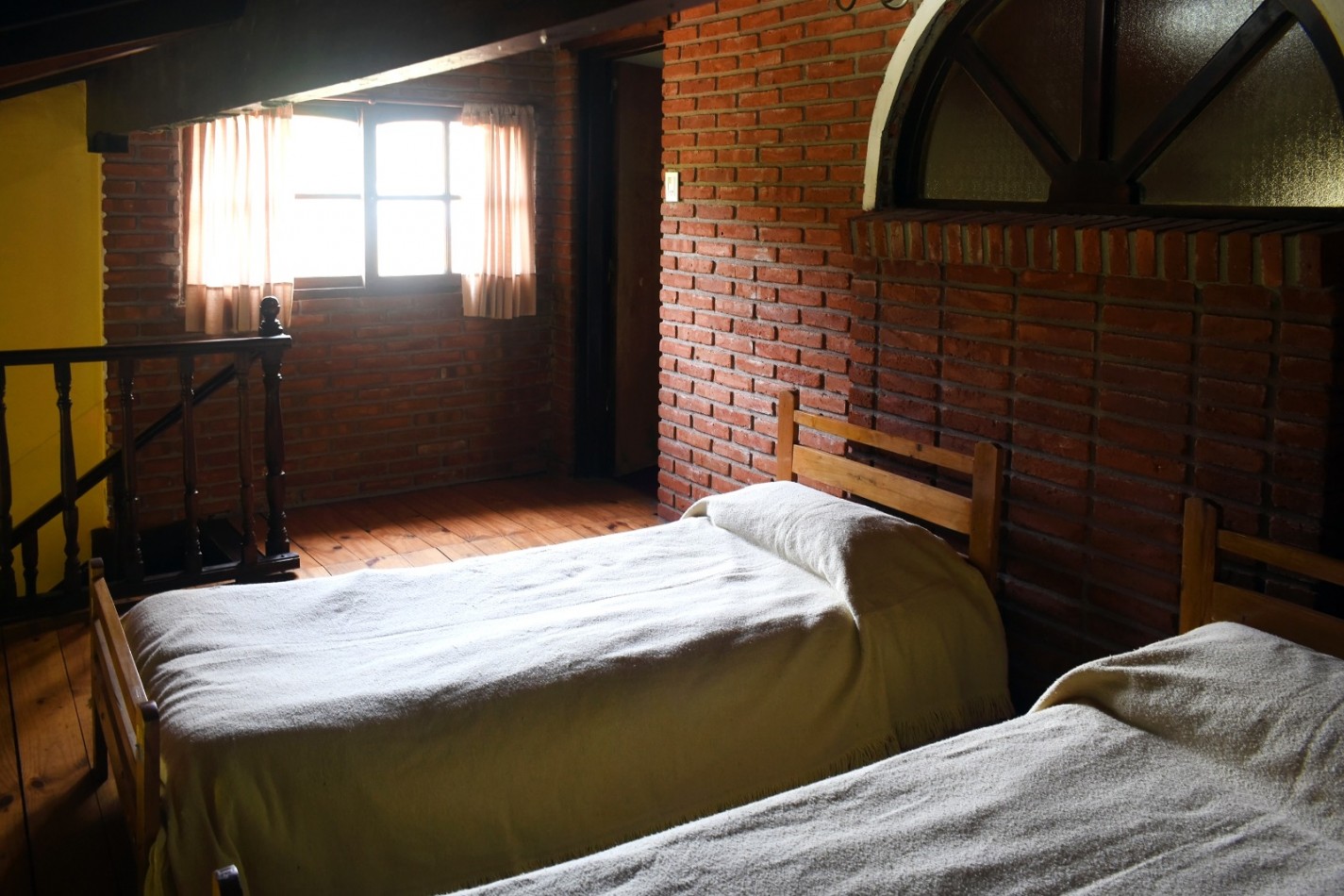 CASA 5 AMBIENTES - VENTA MAR DE COBO