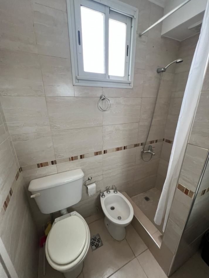 VENTA - DEPARTAMENTO DE 2 AMBIENTES CON VISTA AL MAR