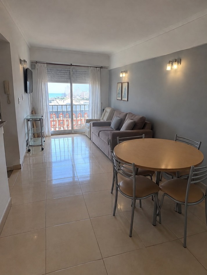 VENTA - DEPARTAMENTO DE 2 AMBIENTES CON VISTA AL MAR