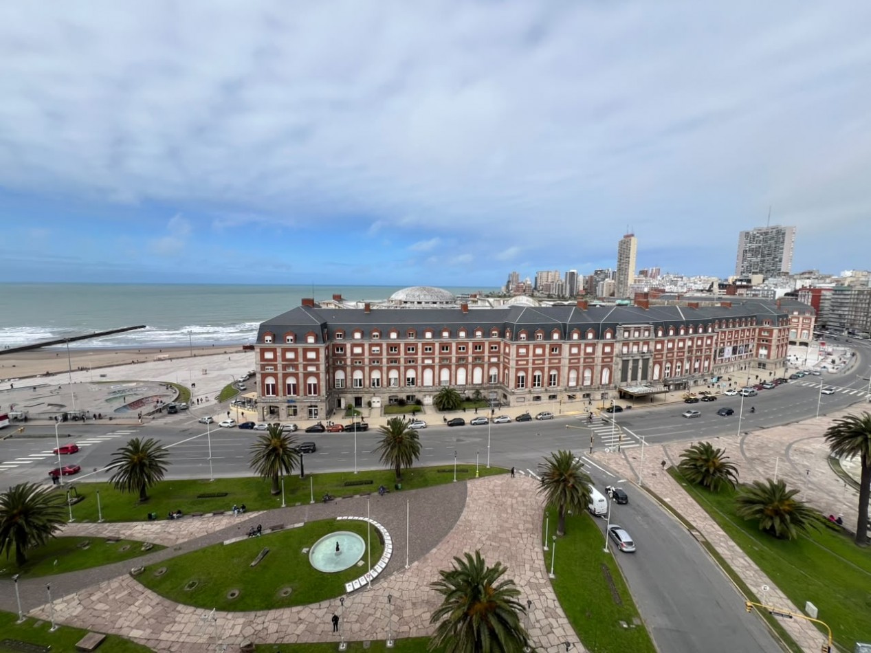 VENTA - DEPARTAMENTO DE 2 AMBIENTES CON VISTA AL MAR