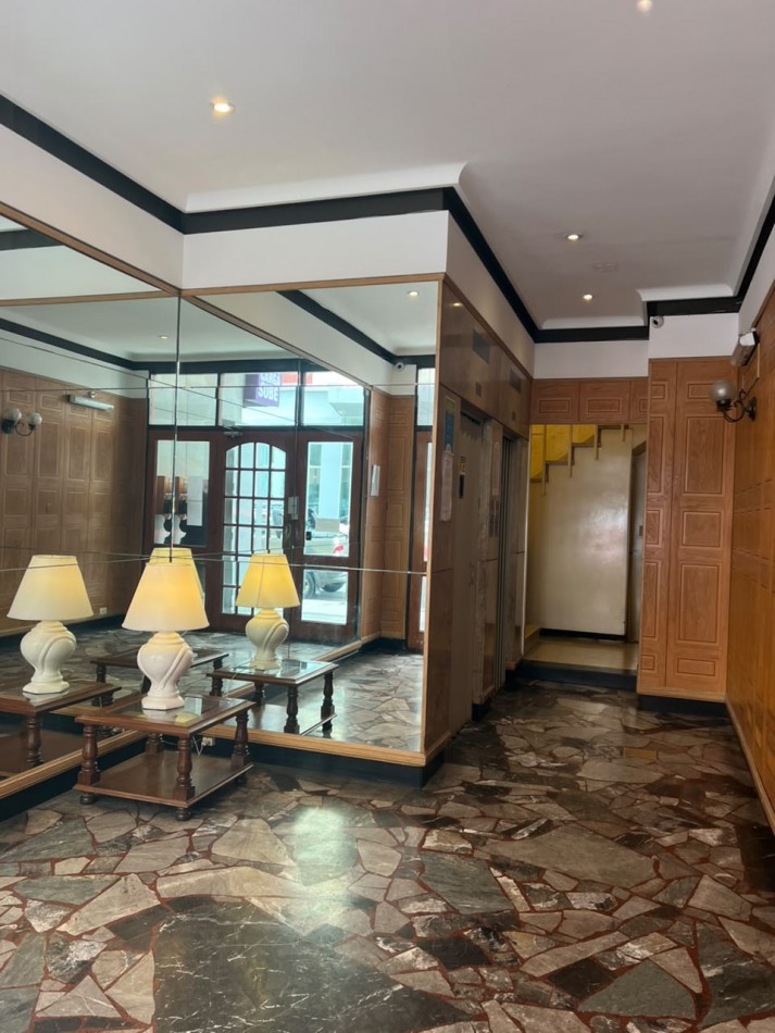 VENTA - DEPARTAMENTO DE 2 AMBIENTES CON VISTA AL MAR