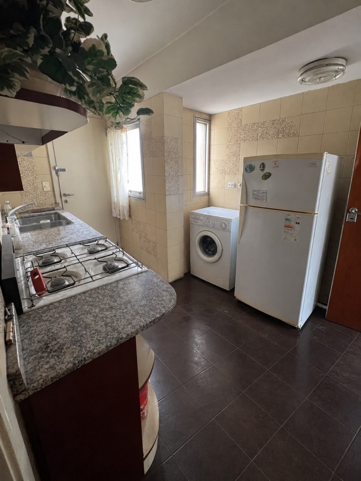 VENTA - DEPARTAMENTO 4 AMBIENTES CON TERRAZA