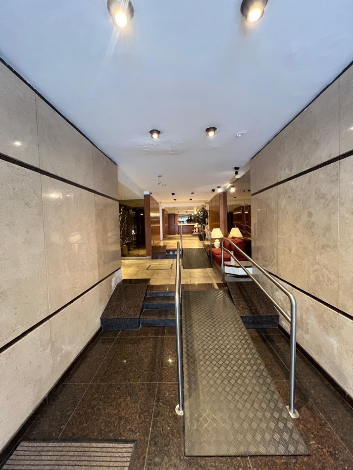 VENTA - DEPARTAMENTO 4 AMBIENTES CON TERRAZA