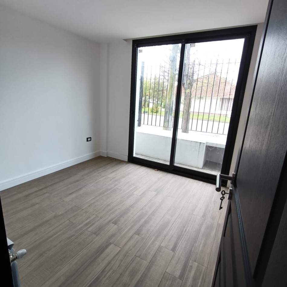  ALQUILER - PH DE 2 AMBIENTES