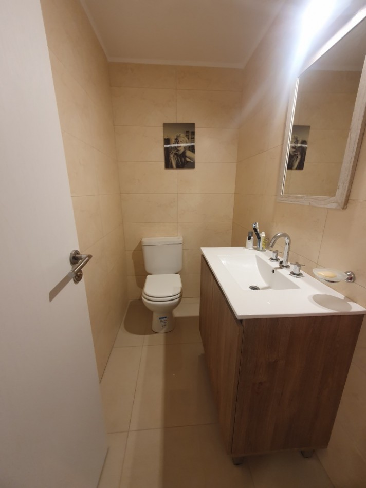 Hermoso Semipiso de 3 ambientes con cochera en Plaza Mitre  