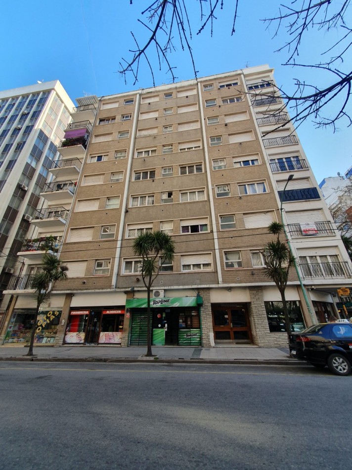 !  ambiente a la calle     Brown y  Tucuman 