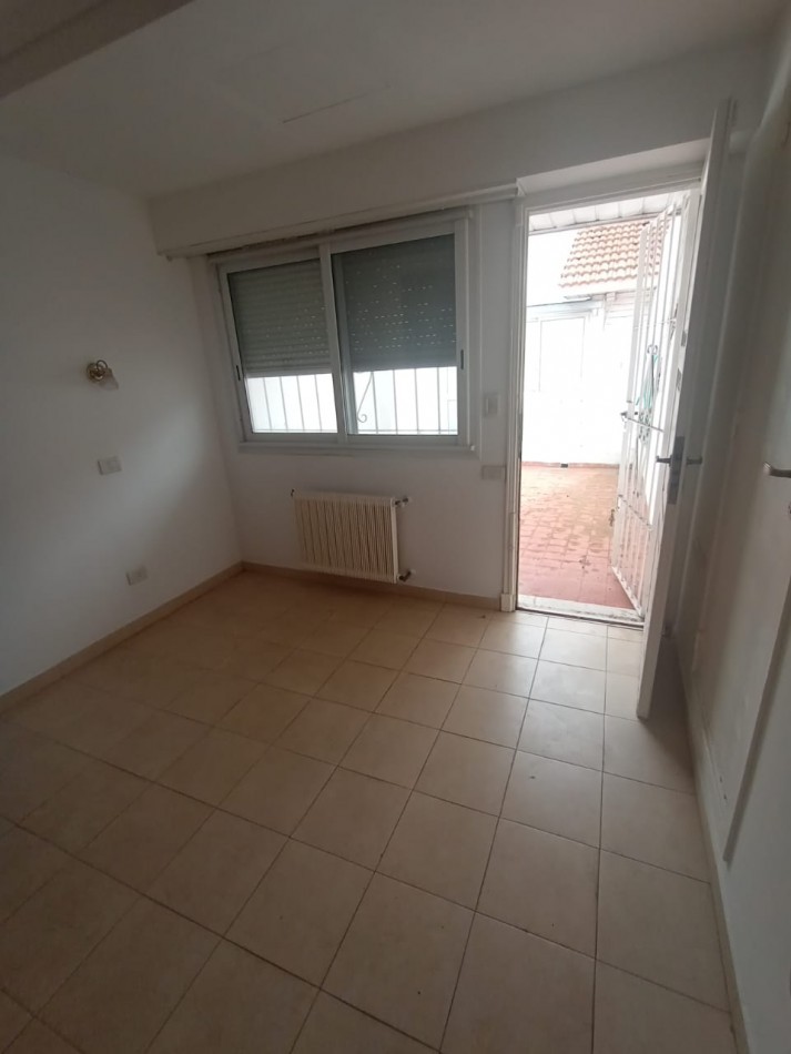 CHALET 5 AMBIENTES - CHAUVIN