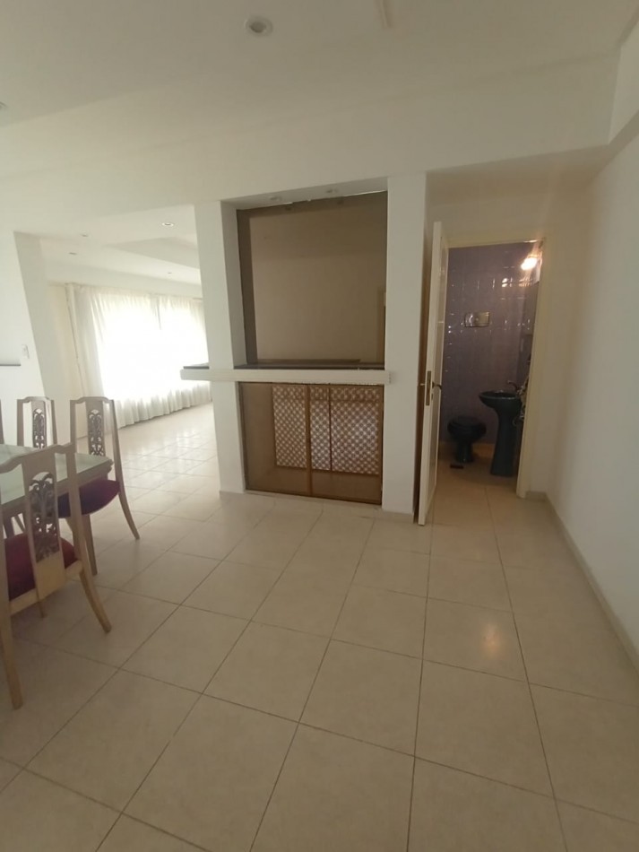 CHALET 5 AMBIENTES - CHAUVIN