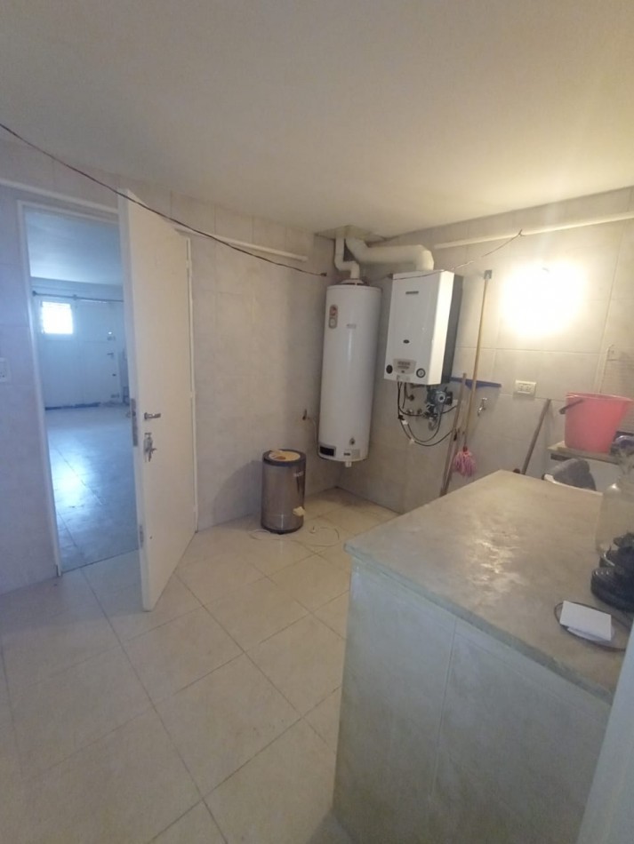 CHALET 5 AMBIENTES - CHAUVIN