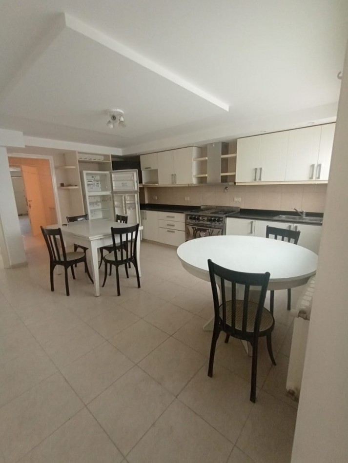 CHALET 5 AMBIENTES - CHAUVIN