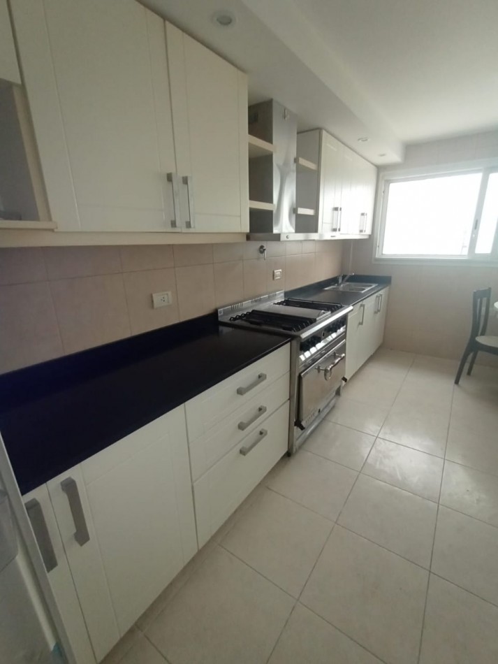 CHALET 5 AMBIENTES - CHAUVIN