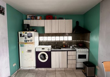 DEPARTAMENTO DE 2 AMBIENTES EN DUPLEX. CIUDADELA, PROVINCIA DE BUENOS AIRES. ACEPTA PERMUTA IGUAL VALOR.