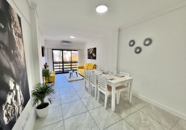 5 ambientes al frente c/ balcon saliente y cochera fija    Mitre y 3 de Febrero 
