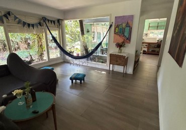 ALQUILER CASA DE 4 AMBIENTES 9 MESES