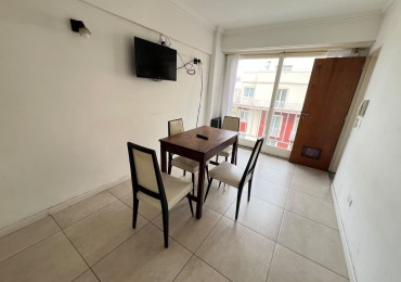VENTA | DEPARTAMENTO DE 1 AMBIENTE Y MEDIO CON BALCON A LA CALLE