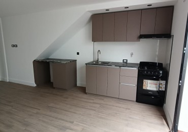  ALQUILER - PH DE 2 AMBIENTES